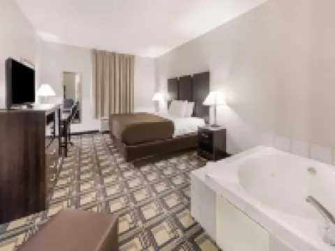 Suburban Studios Mason Hwy 42