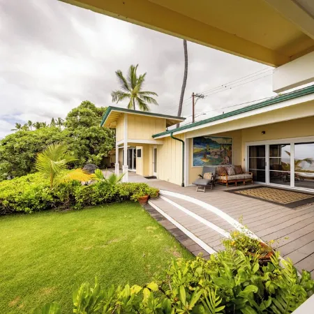 Oceanfront home with amazing sunsets!