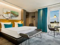 Motel One Köln-Altstadt Отели рядом с достопримечательностью «Полль»