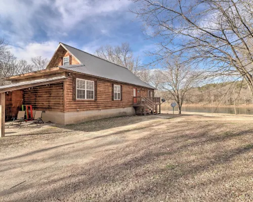 Secluded White River Haven! 4 Mi to Devils Knob Hotels in Izard County
