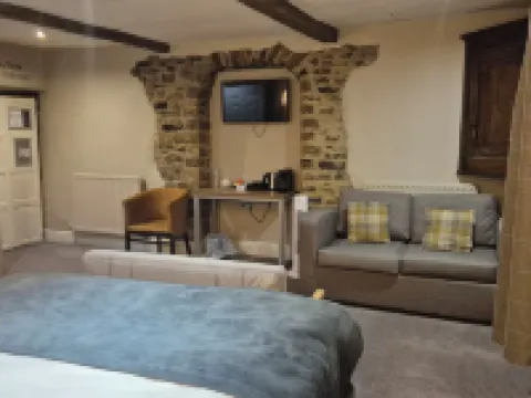 The Snooty Fox Pub Hotel di Carnforth