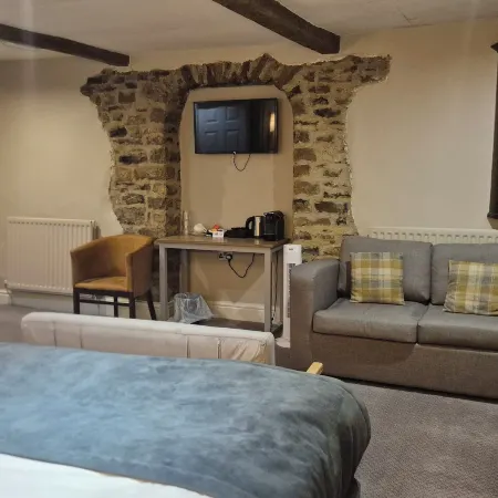 The Snooty Fox Pub Hotels in Carnforth
