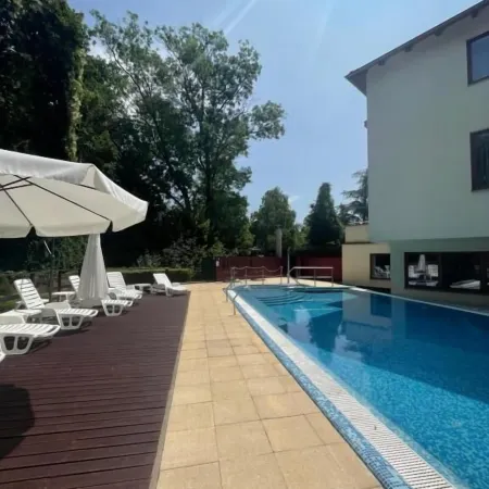 Bassiana Hotel és Étterem