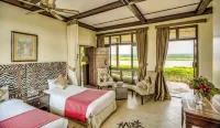 Paraa Safari Lodge - Pools