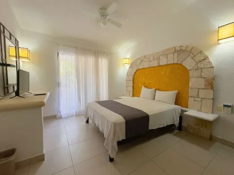 Tukan Hotel Playa del Carmen