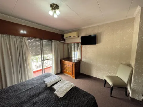 Hotel Quebrada de Humahuaca Отели в г. 