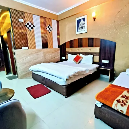 Hotel Krishna Regency - near ISCKON