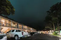 Country 2 Coast Motor Inn Coffs Harbour - parking