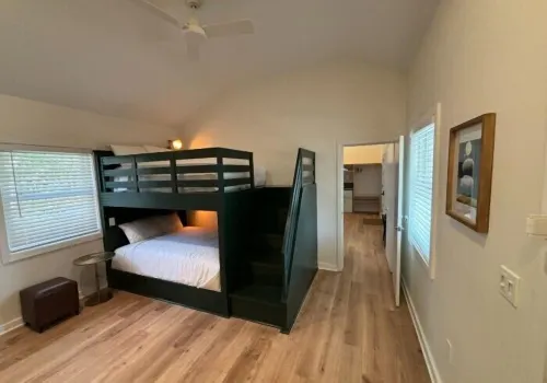 Rochambeau Roadside Inn