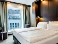 Motel One Leipzig-Augustusplatz Hotels near Gewandhaus