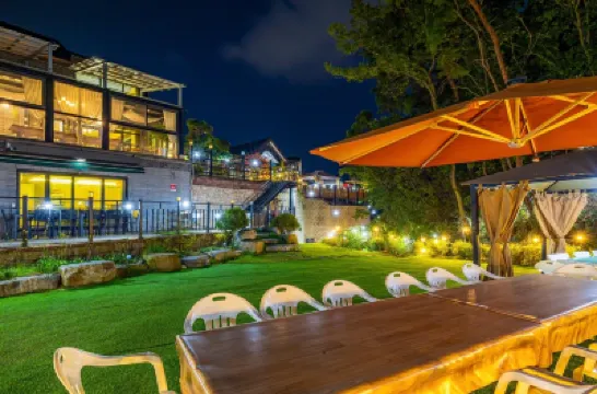 Dongha Pension Hotels in 