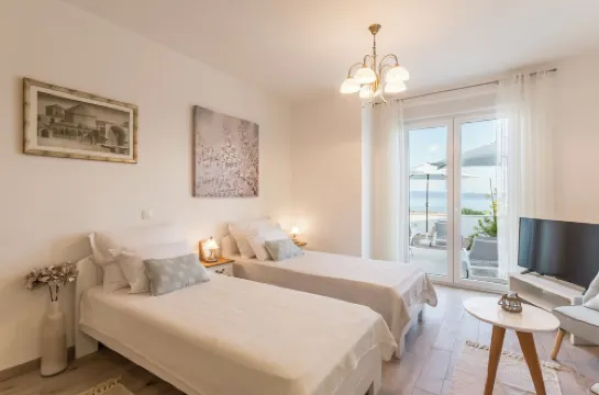 貝洛奧裡藏特分體公寓