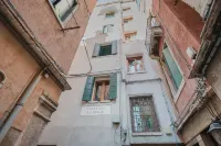 Rialto Suite Hotel di 