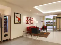 Red Fox by Lemon Tree Hotels, Hyderabad Hotels in der Nähe von Kongresszentrum Cyber Conventions