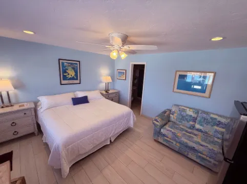 Sunset Cove Beach Resort