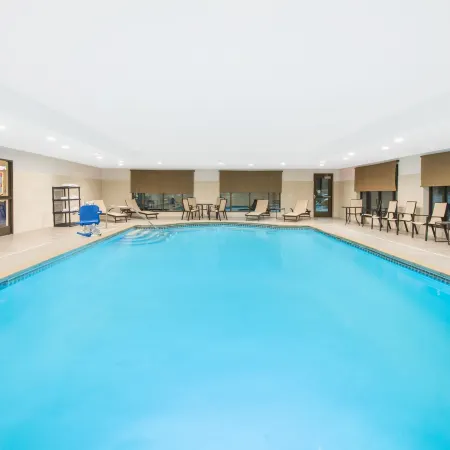 Wingate by Wyndham Niagara Falls