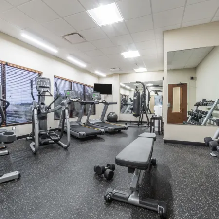 Hawthorn Suites by Wyndham Wheeling at the Highlands