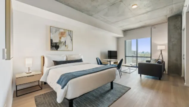 Sentral Forme Houston Hotels near Holocaust Museum