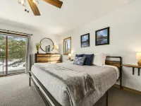 Aqua Aire Inn & Suites Hotels in Oneida County