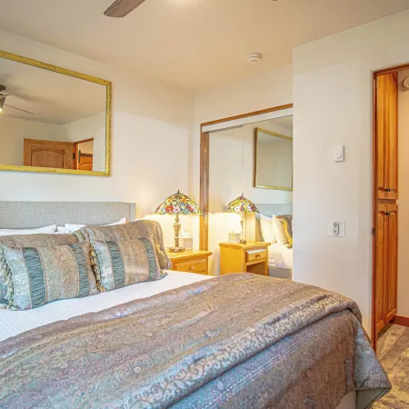Sun Valley Condo 123