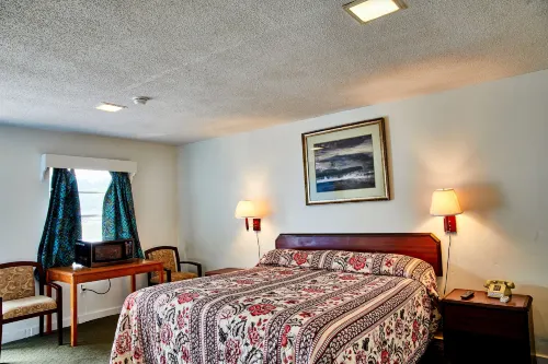 Hospitality Inn - 2-Star