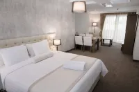 Alexandar Square Boutique Hotel - balcony