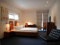 Hotel-Restaurant Thomsen Hotels near Huchting