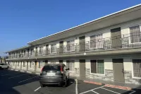 Big 7 Motel Chula Vista I-5 - parking