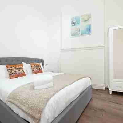 Stunning Sydney Home 1 Rooms