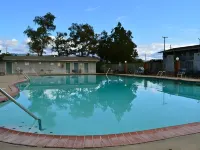 Motel 6 Ukiah, CA - North - Pools