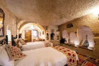 Tulip Cave Suites - 3 ดาว