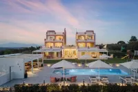 Ema's Guest House - Pools