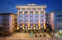 The Wings Hotels Neva Palas - parking