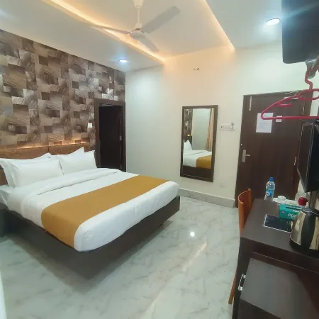 HOTEL MOUNT KAILASH