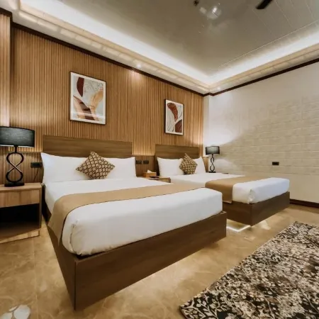 Rosepine Hotel