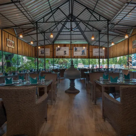 Summit Green Lake Tea Resort & Spa