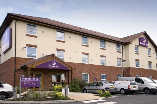 Premier Inn Grantham - parking