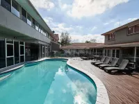 Ibis Styles Canberra - Pool