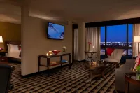M Hotel Buffalo - piscina