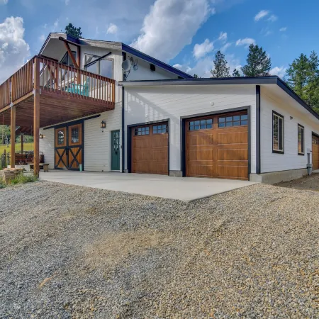 Pristine Cabin w/ Stables in Black Hawk by Casinos