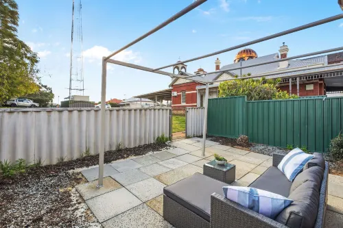 The Finch Fern A Sepal Stay - 4-Star