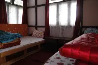 Hitaishi Homestay - Bermiok - 2-Star