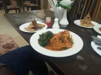 Silvia's  Inn Hotel - breakfast