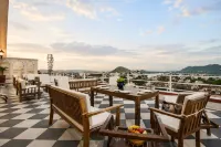 Raj Kuber - A Boutique Lake View Hotel - Boutique