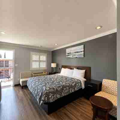 La Casa Inn Rooms