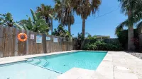 New 3BR Townhome, Heated Pool, Beach Steps SPI - Pools