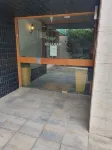 Nice Apartment in Front of the Beach for 8 People in the Center of Roses - 2星級