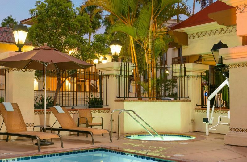 Courtyard San Diego Old Town photo 3