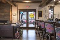 The Sage Hotel - bar