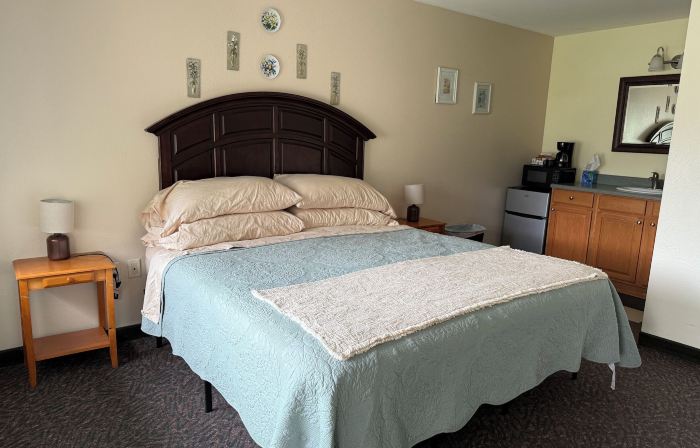 Bird Creek Motel